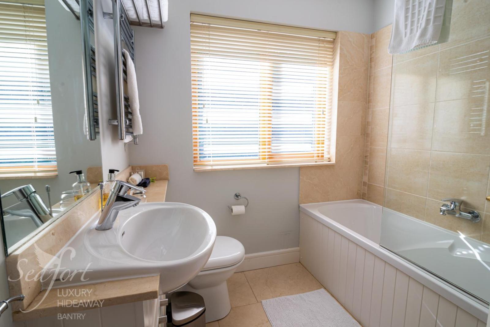 Seafort Luxury Hideaway Bantry Exteriér fotografie